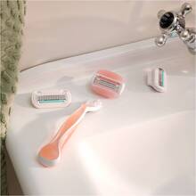 Бритва GILLETTE VENUS ComfortGlide SPA Breeze із 4 змінними касетами (81765631)