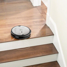 Робот-пилосос iRobot Roomba 698