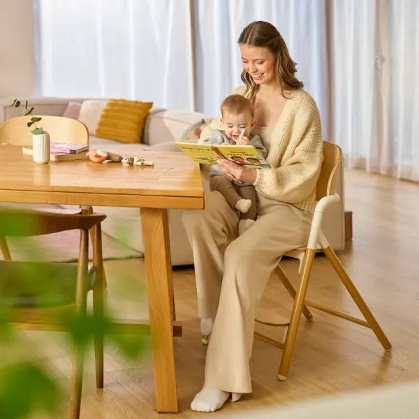 Стілець для годування LIONELO CELIA WHITE NATURAL WOOD Особливості Комплектація: сидіння, піднос, дитячий комплект, ремені, ставка