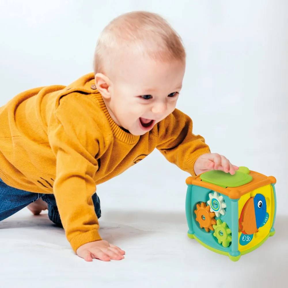 Развивающая игрушка CLEMENTONI Peekaboo Activity Cube (17672) Развивающая игрушка CLEMENTONI Peekaboo Activity Cube (17672) Материал пластик