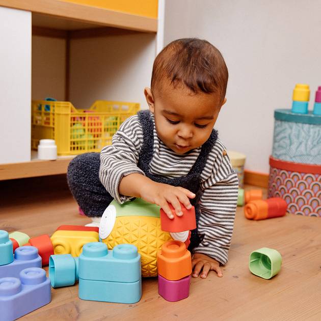 Развивающая игрушка CLEMENTONI Sensory Ball Soft Clemmy (17689) Покупка Развивающая игрушка CLEMENTONI Sensory Ball Soft Clemmy (17689)