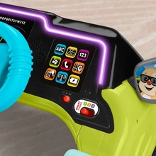 Розвиваюча іграшка FISHER-PRICE Інтерактивне кермо Маленький водій із технологією Smart Stage (HTW88)