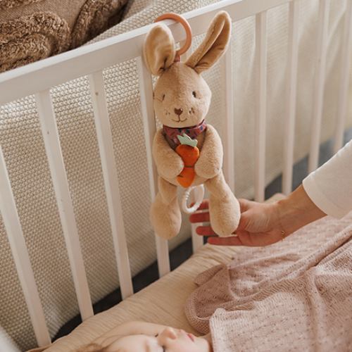 Підвіска BABYONO Кролик Каро (1686) Іграшка на ліжечко, крісло підвіска