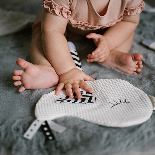 Игрушка-обнимашка BABYONO Blink & Smile Маленькая птичка (1536) Материал хлопок