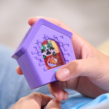 child BITZEE Інтерактивна іграшка з віртуальними цифровими героями - Будинок песиків