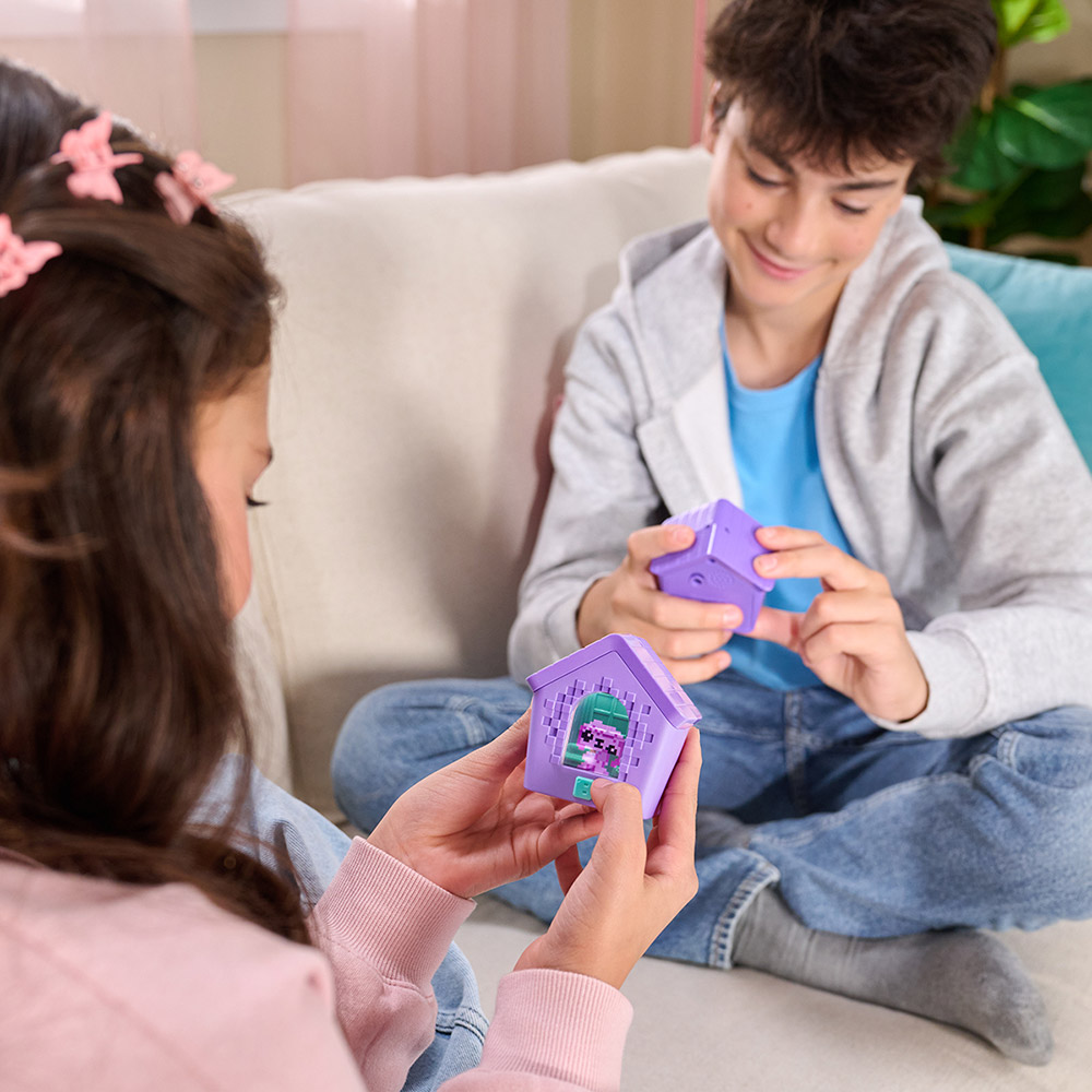 В Україні child BITZEE Інтерактивна іграшка з віртуальними цифровими героями - Будинок песиків