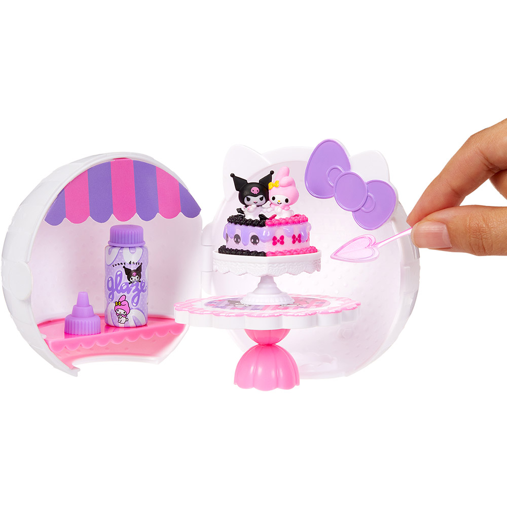 Зовнішній вигляд Ігровий набір MGA'S MINIVERSE Sanrio S2 Створи стиль разом з Хеллоу Кітті та друзями (547235)