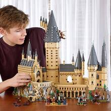 Конструктор LEGO Harry Potter Замок Хогвартс 6020 деталей (71043)