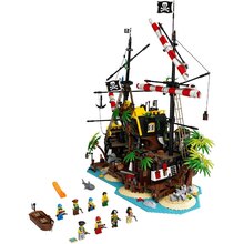 Конструктор LEGO Ideas Пірати із затоки барракуди 2545 деталей (21322)