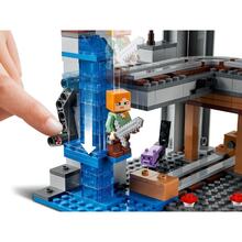 Конструктор LEGO Minecraft перша пригода 542 деталі (21169)