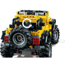 Конструктор LEGO Technic Jeep Wrangler 665 деталей (42122)