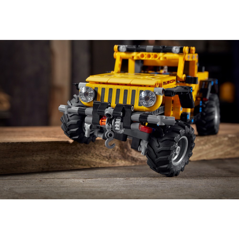 Покупка Конструктор LEGO Technic Jeep Wrangler 665 деталей (42122)