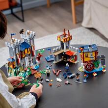 Конструктор LEGO Creator Середньовічний замок 1426 деталей (31120)