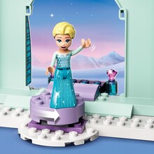 Конструктор LEGO Disney Ледяная волшебная страна Анны и Эльзы 154 детали (43194)