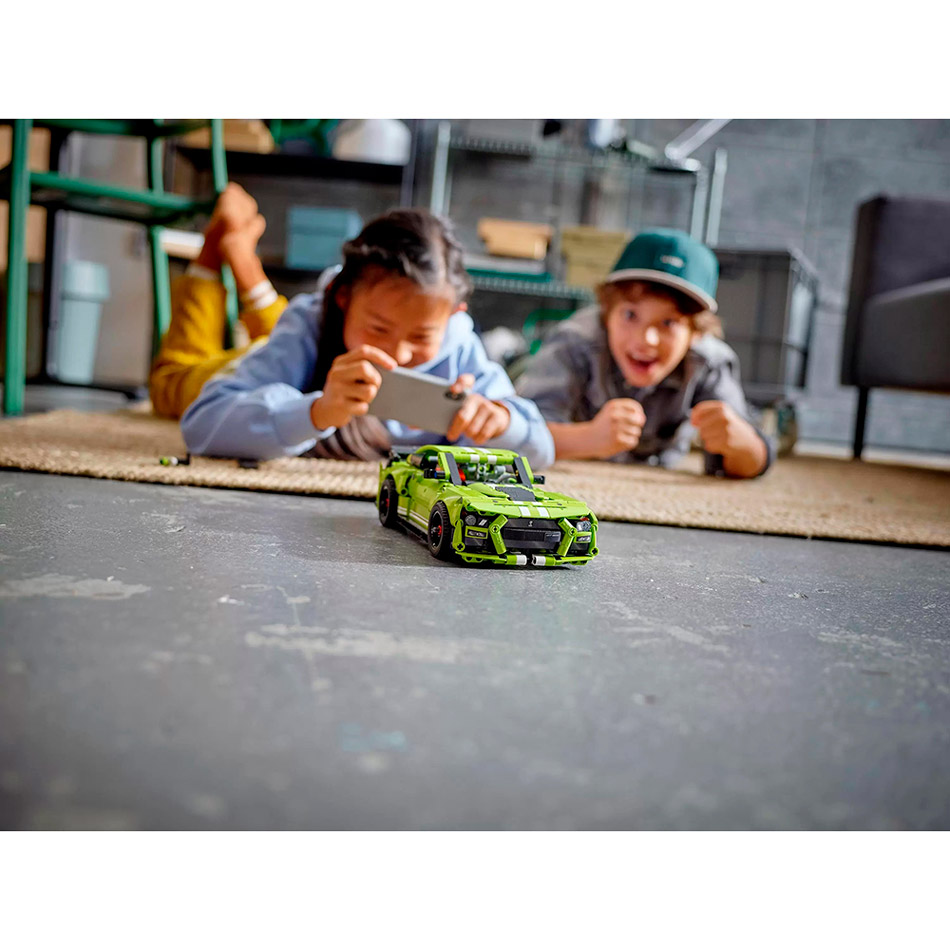 Покупка Конструктор LEGO Technic Ford Mustang Shelby GT 544 эл (42138)