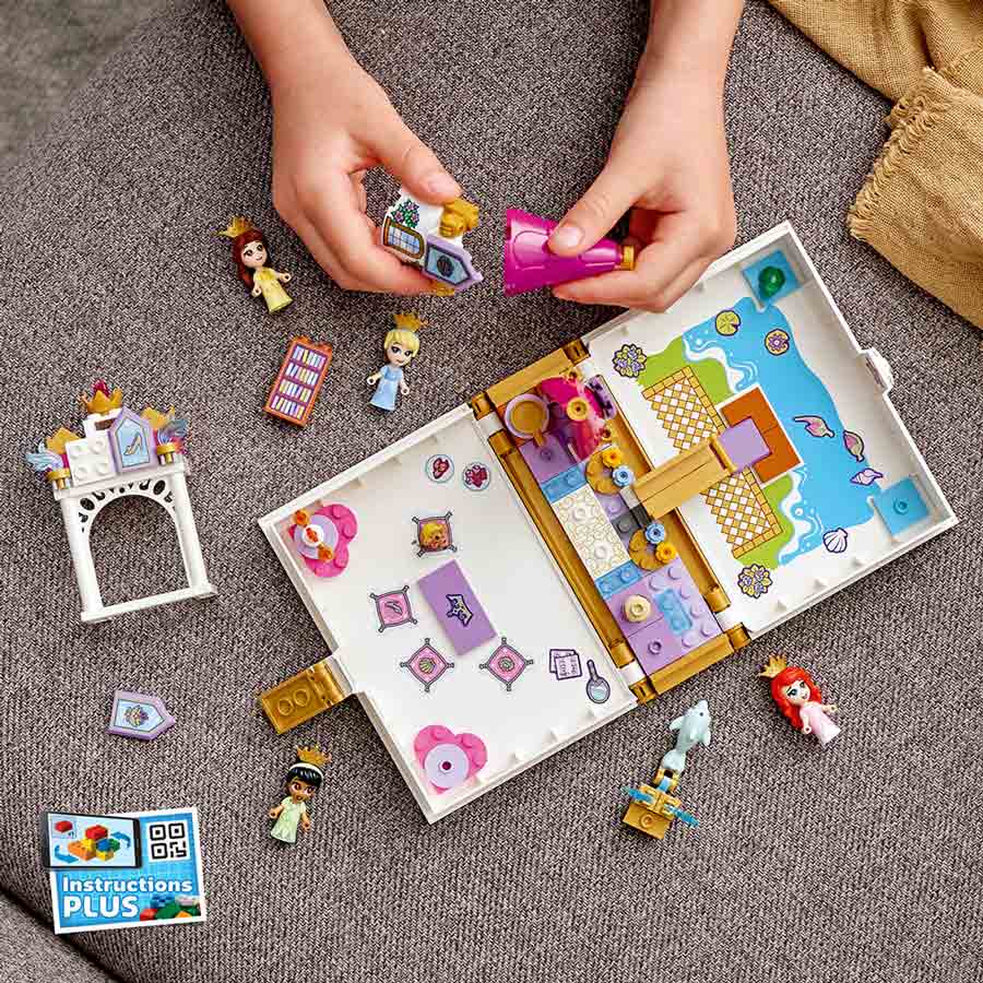 Конструктор LEGO Disney Princess Книга казкових пригод Аріель, Белль, Попелюшки та Тіани 130 деталей (43193) Серія Lego Disney Princess