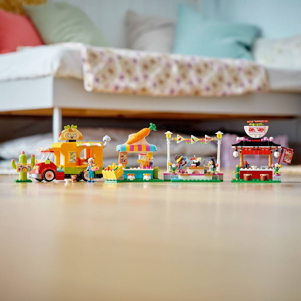 Конструктор LEGO Friends Рынок уличной еды (41701) Тематика тематический