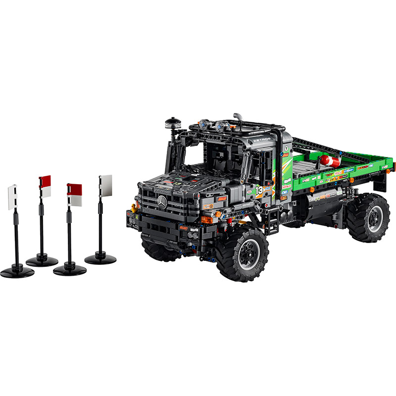 Конструктор LEGO Technic Вантажівка Mercedes-Benz Zetros 4x4 з керуванням з програми 2110 деталей (42129) Тип моторизовані