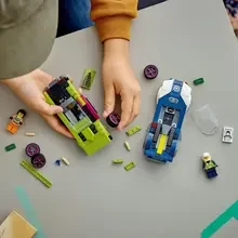 Конструктор LEGO City Переслідування маскара на поліцейському автомобілі 213 деталей (60415)