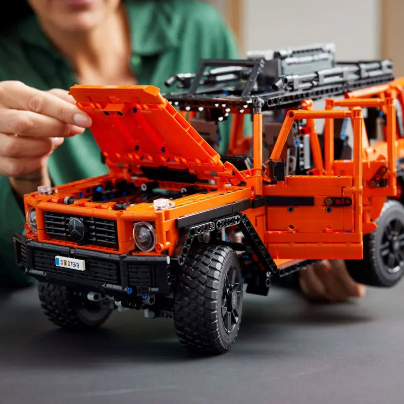 Заказать Конструктор LEGO Technic Mercedes-Benz G 500 PROFESSIONAL Line (42177)