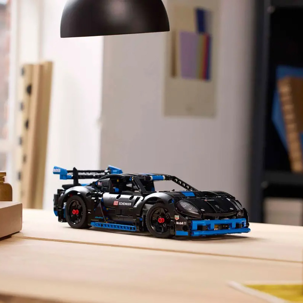 В Украине Конструктор LEGO Technic Porsche GT4 e-Performance (42176)