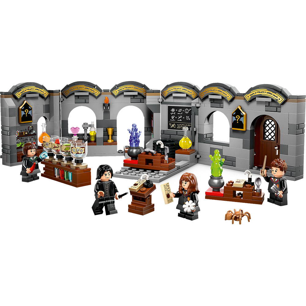 Конструктор LEGO Harry Potter Замок Хогвартс: Урок зельеварения (76431) Тематика герои фильмов и мультфильмов