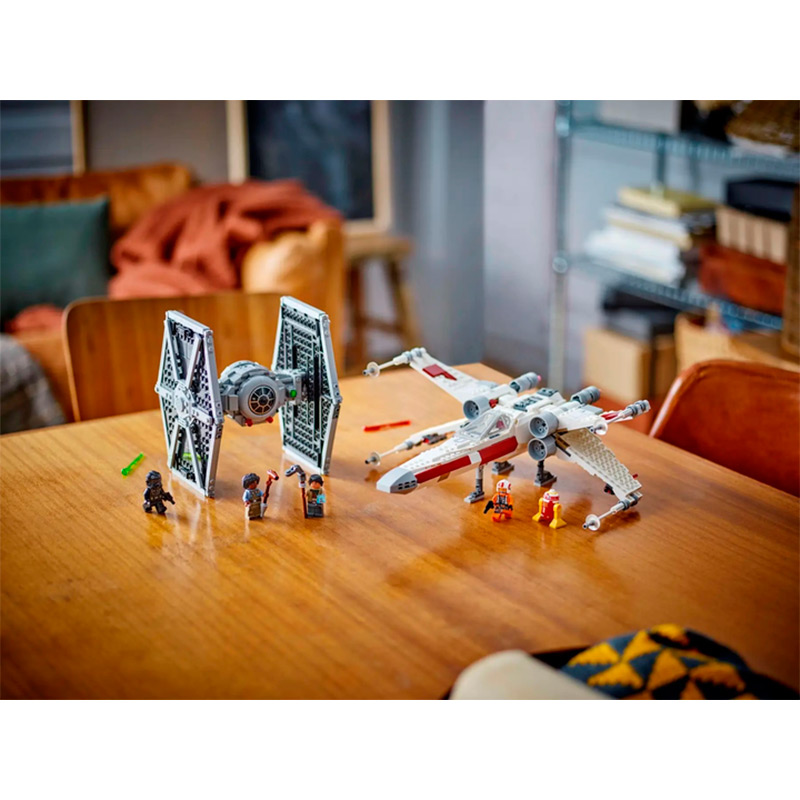 Конструктор LEGO Star Wars Гибрид TIE Fightera i X-Winga 1063 элемента (75393) Тип транспорта истребитель