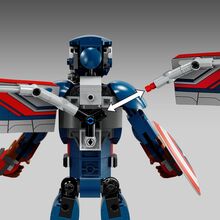 Конструктор LEGO Marvel Фігурка Нового Капітана Америка для збирання 359 деталей (76296)