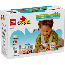 Конструктор LEGO DUPLO Скорая помощь и водитель 19 деталей (10447)