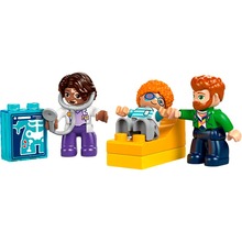 Конструктор LEGO DUPLO Впервые: визит к врачу 65 деталей (10449)