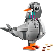 Конструктор LEGO Creator 3 в 1 Игривый кот 407 деталей (31163)
