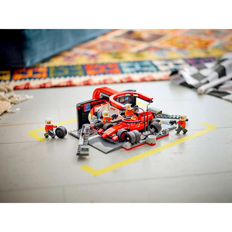 Зовнішній вигляд Конструктор LEGO City F1 Піт стоп та механіки з болідом Ferrari 322 деталі (60443)