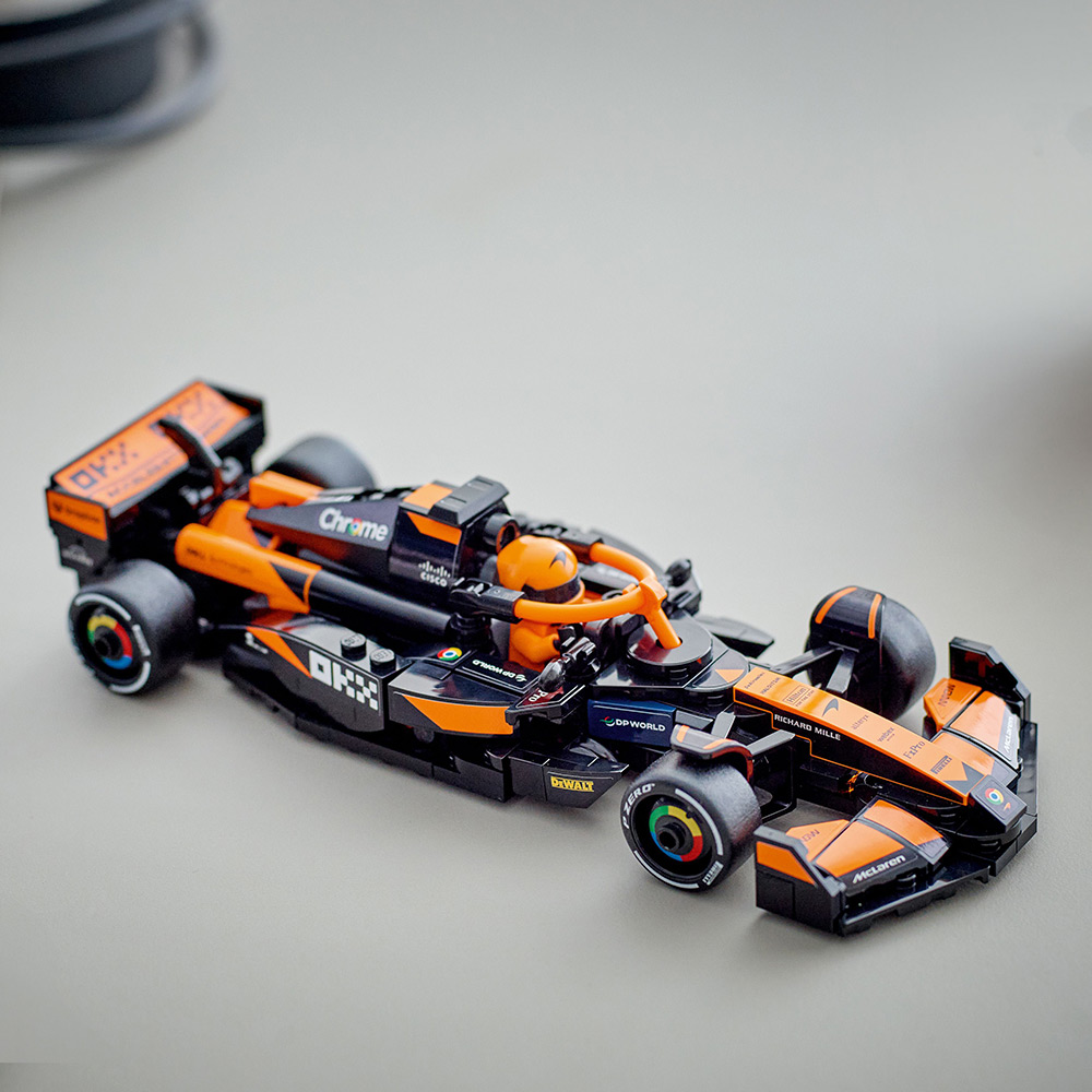 Покупка Конструктор LEGO Speed Champions Автомобиль для гонок McLaren F1 Team MCL38 269 деталей (77251)