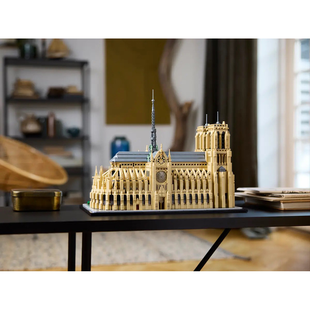 В Украине Конструктор LEGO Architecture Notre-Dame de Paris (21061)