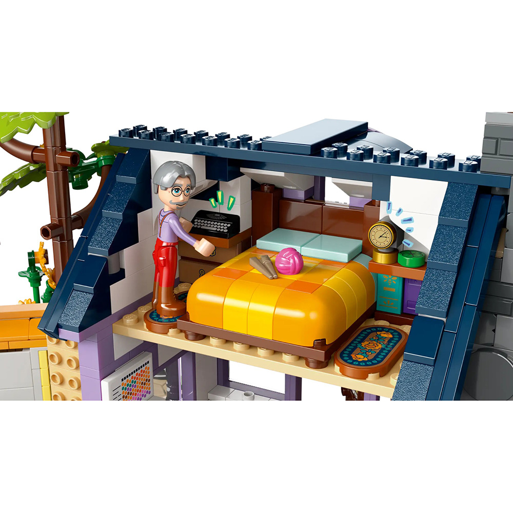 Конструктор LEGO Friends Будиночок та квітник бджолярів (42669) Тематика будинки