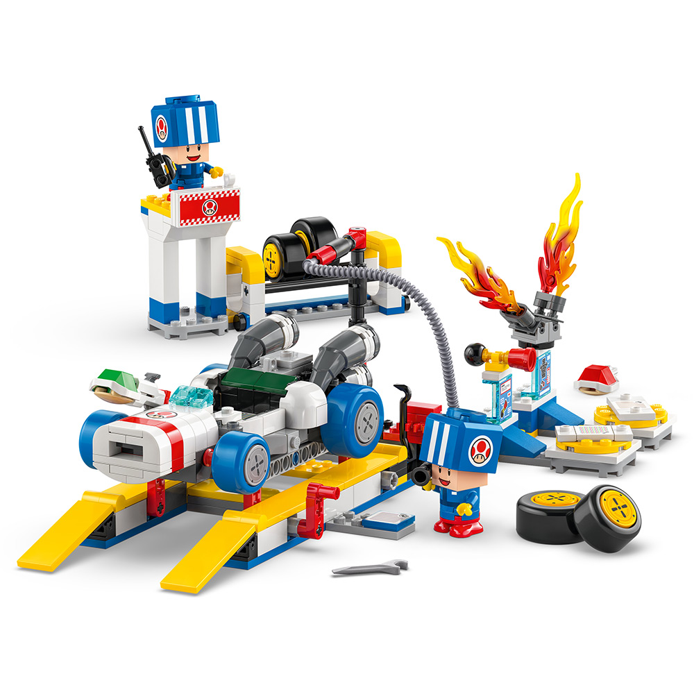 Конструктор LEGO Super Mario Mario Kart - Toad's Garage 390 деталей (72035) Тип классический