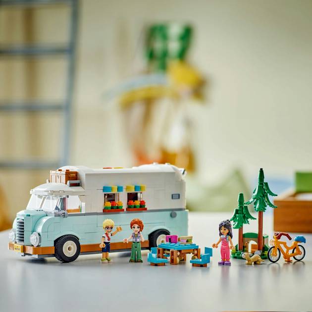 Фото Конструктор LEGO Friends Пригоди на фургоні дружби 778 деталей (42663)