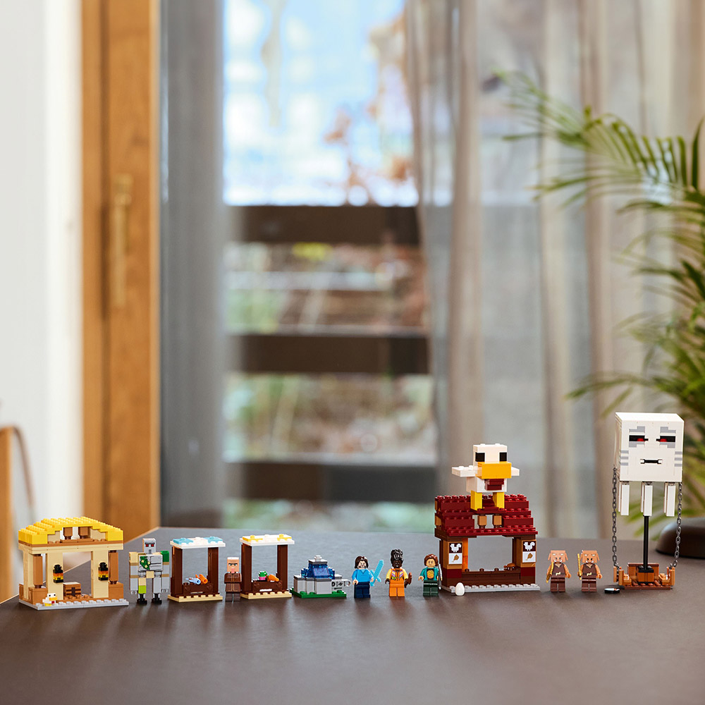 Конструктор LEGO Minecraft Напад на село з повітряною кулею Гаст 555 деталей (21273) Тематика комп'ютерні ігри