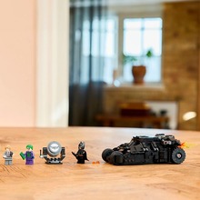 Конструктор LEGO DC Batman Бэтмен Тумблер против Двуликого и Джокера 429 эл (76303)