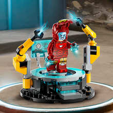 Конструктор LEGO Super Heroes Marvel Лабораторія Залізної Людини: зал обладунків 384 ел (76315)