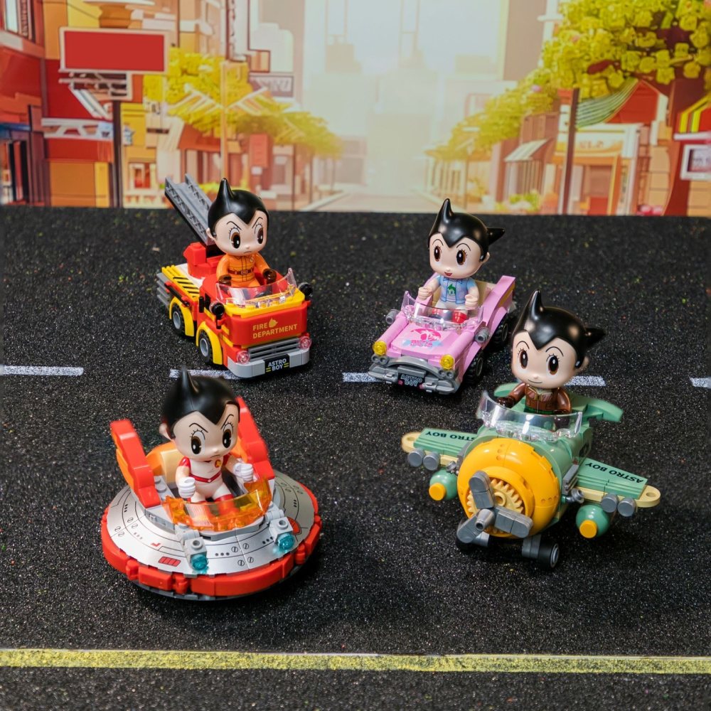Зовнішній вигляд Конструктор PANTASY Astro Boy Вінтажна машина (86211)
