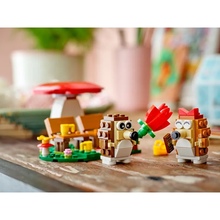Конструктор LEGO Iconic Романтический пикник ежиков 166 деталей (40711)