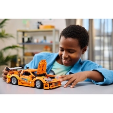 Конструктор LEGO Technic Fast and Furious Toyota Supra MK4 810 деталей (42204)