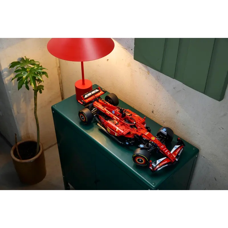 В интернет магазине Конструктор LEGO Technic Автомобиль F1 Ferrari SF-24 1361 деталь (42207)