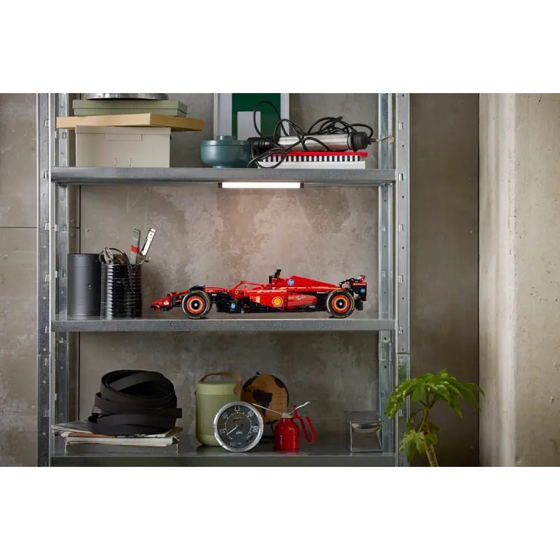 В Украине Конструктор LEGO Technic Автомобиль F1 Ferrari SF-24 1361 деталь (42207)