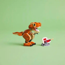 Конструктор LEGO Jurassic World Little Eatie: тиранозавр 317 деталей (76967)