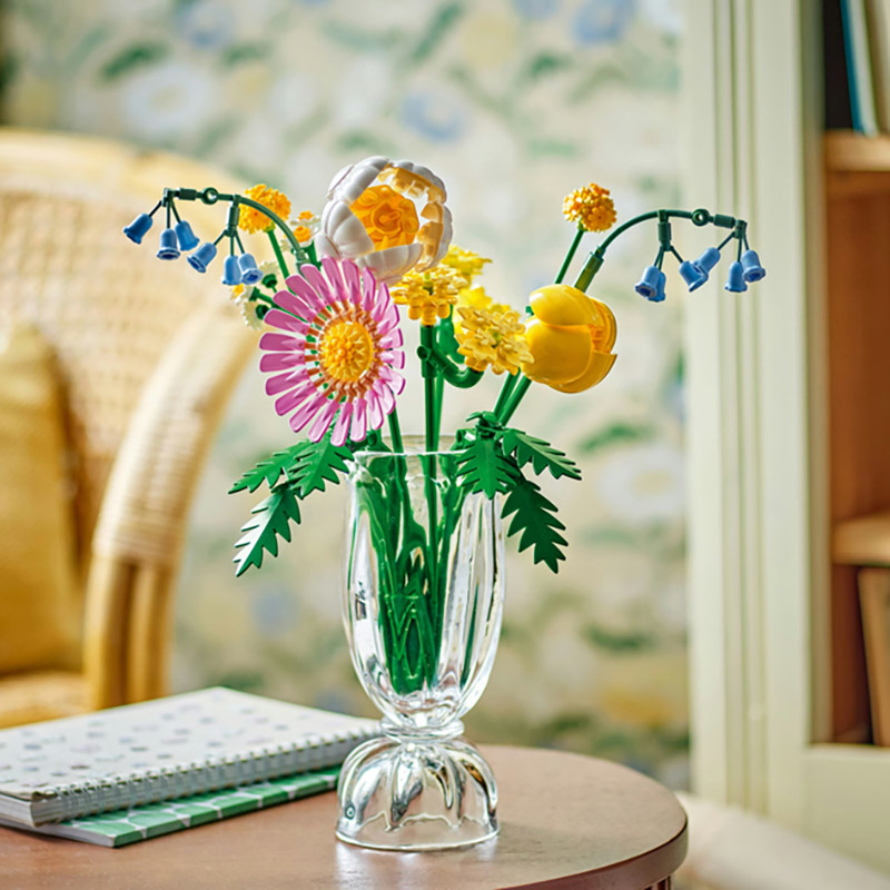Заказать Конструктор LEGO Botanicals Миниатюрный солнечный букет 373 детали (10347)