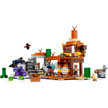 Конструктор LEGO Minecraft Залишена шахта в безплідних землях 538 деталей (21263)