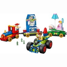 Конструктор LEGO Disney Pixar Святкування з Історії іграшок: поїзд та авто для гонок 206 деталей (43264)
