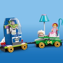 Конструктор LEGO Disney Pixar Святкування з Історії іграшок: поїзд та авто для гонок 206 деталей (43264)